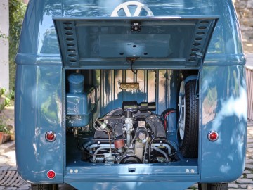 VW T1 Bulli &ndash; 70-latek